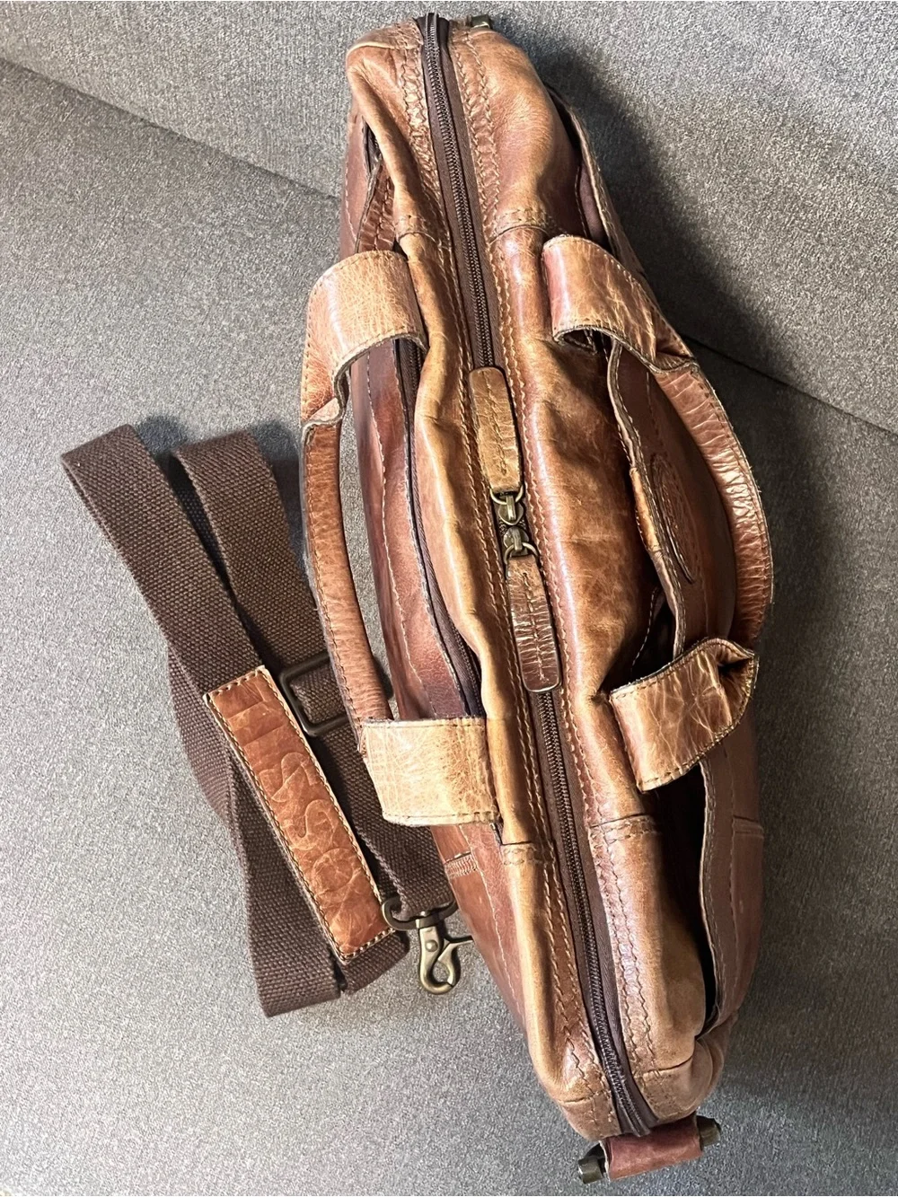 Fossil VTG 16” Brown Leather Satchel Crossbody Bag Messenger Computer Briefcase